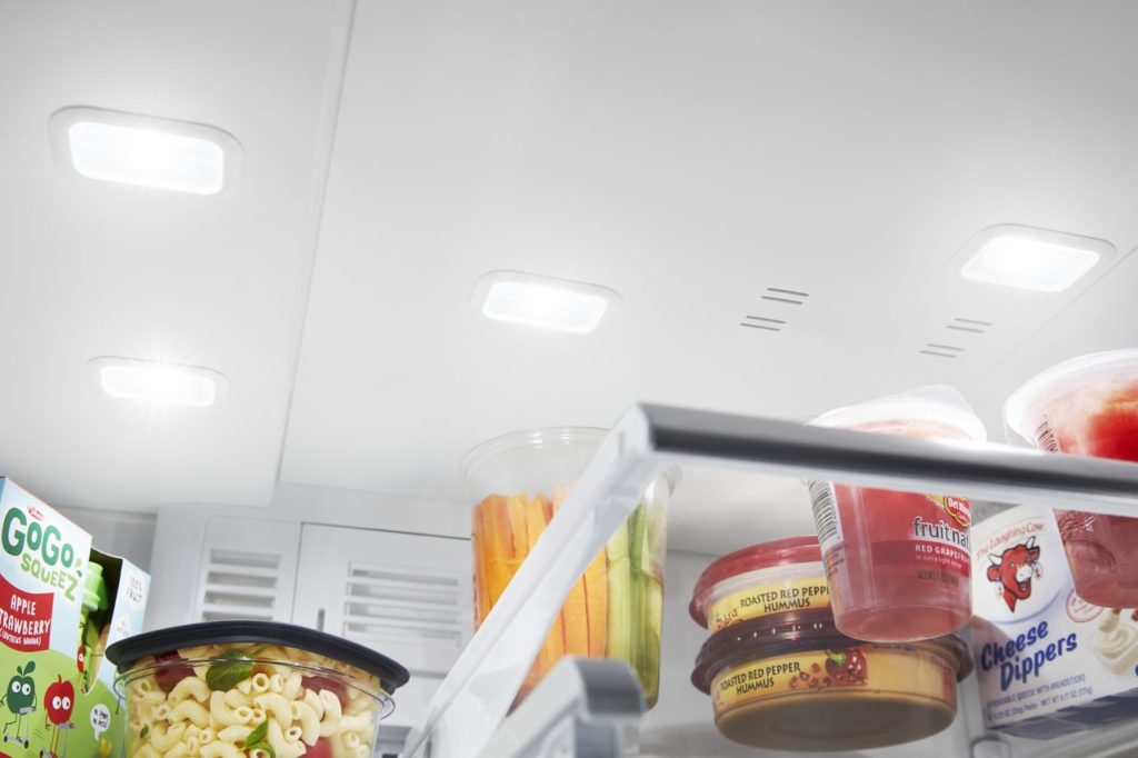 Refrigérateur Maytag avec éclairage DEL