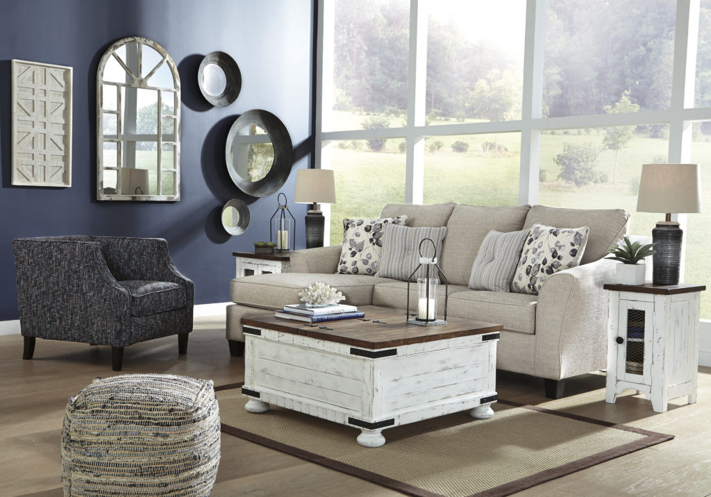 Salon avec meubles variés Signature Design de Ashley