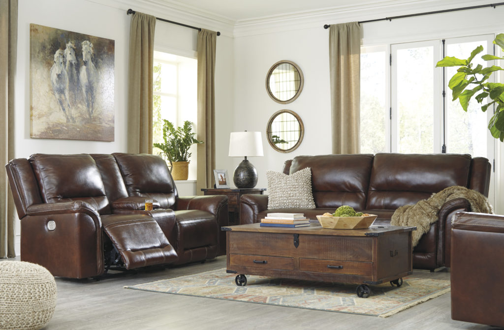 Rendez votre canapé en cuir Signature Design accueillant